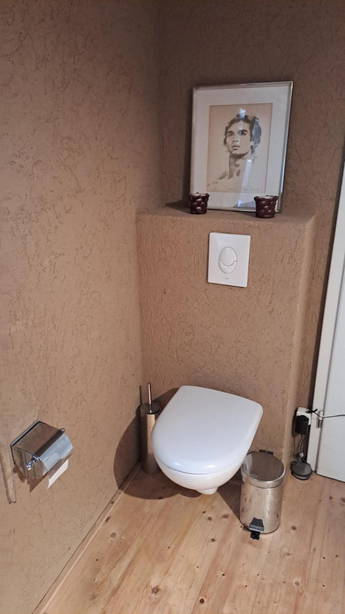 Apartmenthaus Mit Sauna Und Whirlpool Krefeld Ngoại thất bức ảnh